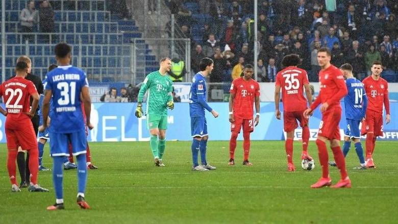 الرئيس التنفيذي لبايرن ميونخ: أشعر بالعار مما فعله جماهيرنا