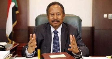 رئيس وزراء السودان يوجه باتخاذ تدابير لمنع تفشى كورونا بين النازحين