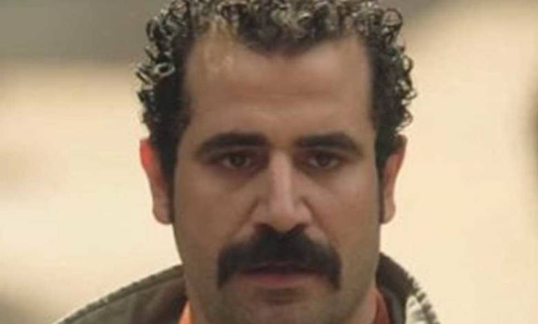 معجبة جريئة تتسبب في خلاف بين محمد حافظ وزوجته: «فضلت أعتذر طول اليوم»