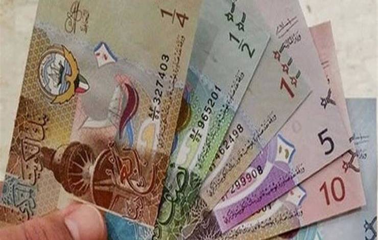 تراجع الدينار الكويتي.. أسعار العملات العربية مقابل الجنيه اليوم الخميس