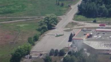 Photo of أوكرانيا تنشر فيديو لتدمير مركز “الحرب الإلكترونية” الروسي في خاركيف