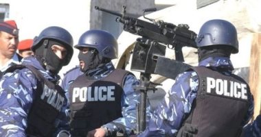 Photo of أردنى يقتل نجليه بالرصاص بسبب خلافات مالية والشرطة تفتح التحقيق