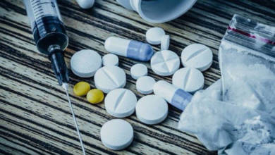 Photo of ضبط باحث قانوني يهرّب المخدرات للسجن المركزي