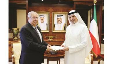 Photo of وزير الخارجية تسلم رسالة خطية موجهة إلى صاحب السمو من الرئيس المصري