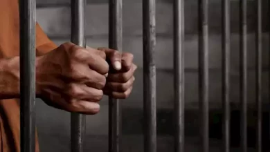 Photo of علاقة سائح مراهق مع فتاة قاصر في دبي تنتهي بحكم سجنه عامًا