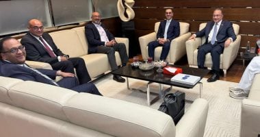 Photo of مسؤولو شركة اتصالات لوزير الاستثمار: نتطلع للتوسع بالسوق المصري