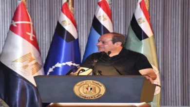 Photo of السيسي يوجه رسالة للمصريين بشأن “السوشيال ميديا”