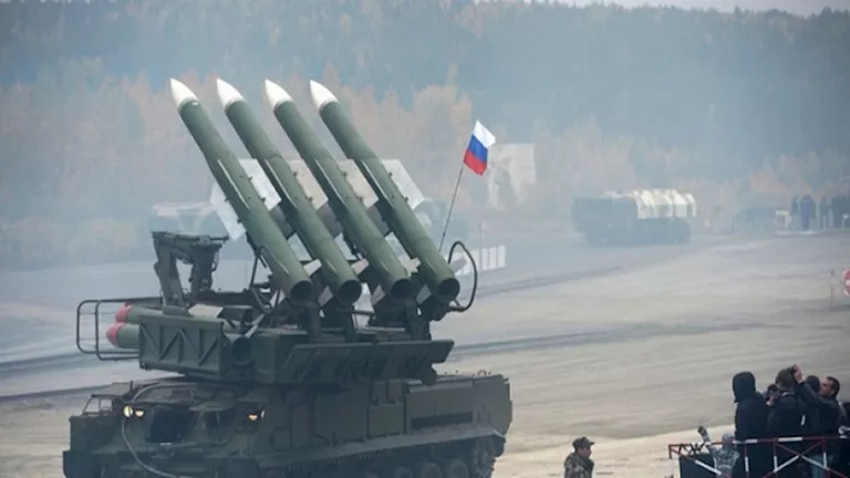 الدفاعات الروسية تُدمر مسيّرتين أوكرانيتين كانتا متجهتين نحو موسكو