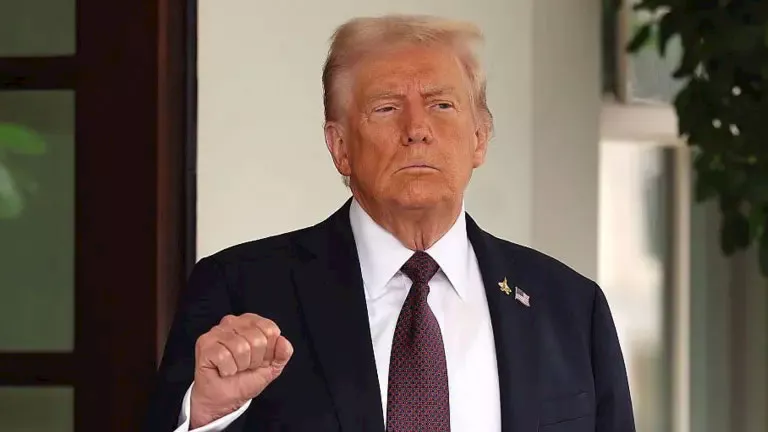 ترامب: لا أفكر في شن ضربات داخل فنزويلا