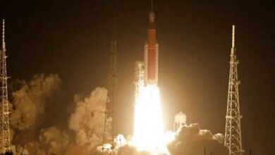 Photo of «بلو أوريجين» تطلق صاروخًا ضخمًا يحمل مركبتين من «ناسا» إلى المريخ