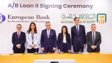 Photo of البنك الأهلي يقترض 100 مليون دولار من البنك الأوروبي لإعادة الإعمار