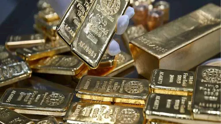 ارتفاع أسعار الذهب اليوم الاثنين بفعل تفاؤل بخفض المركزي الأمريكي للفا