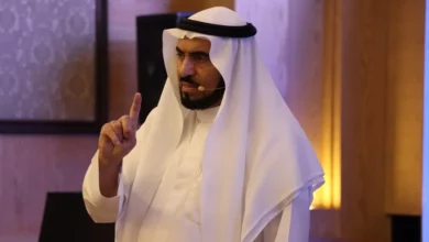 Photo of بمرسوم أميري.. الكويت تسحب جنسية الداعية طارق السويدان