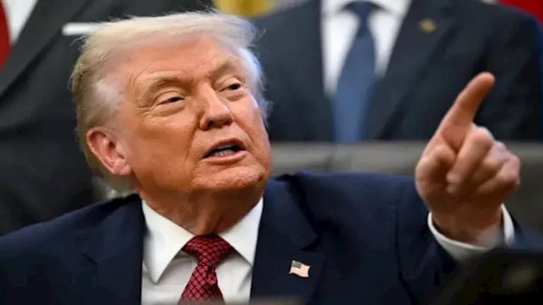 ترامب يهدد الرئيس الكولومبي: