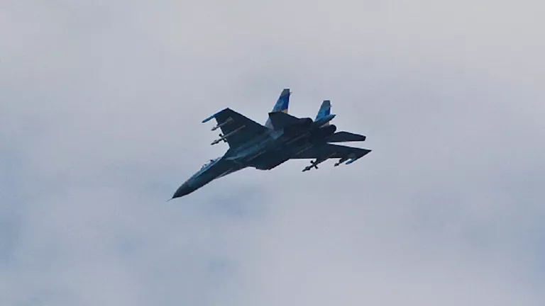 القوات الروسية تسقط مقاتلة