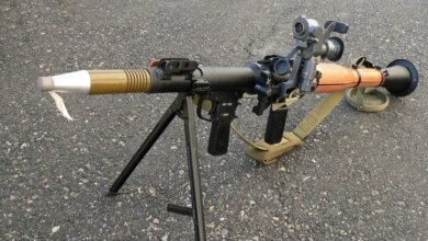 Photo of العراق: شاب يحاول قصف منزل عائلته بصاروخ فينفجر فيه