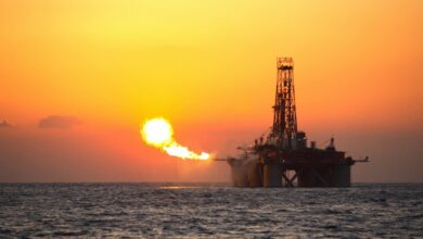 Photo of رويترز: مصر وجهت شركات البترول بمضاعفة الإنتاج بحلول 2030